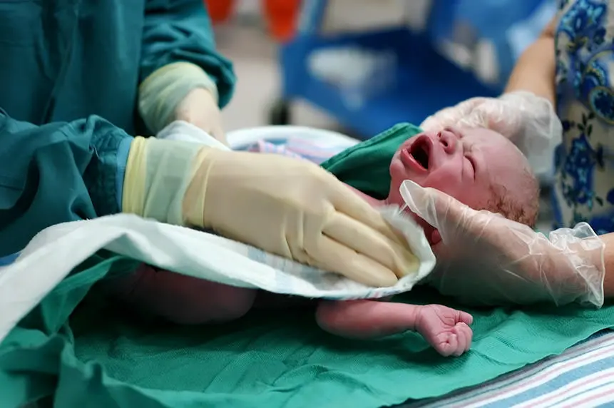 Trauma del parto e disallineamento dell'Atlante